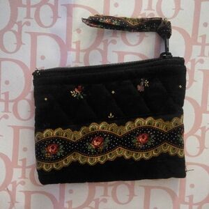 VERA BRADLEY INDIANA ELITE WRISTLET, PATTERN RETIRED  EUC-Matching bag available